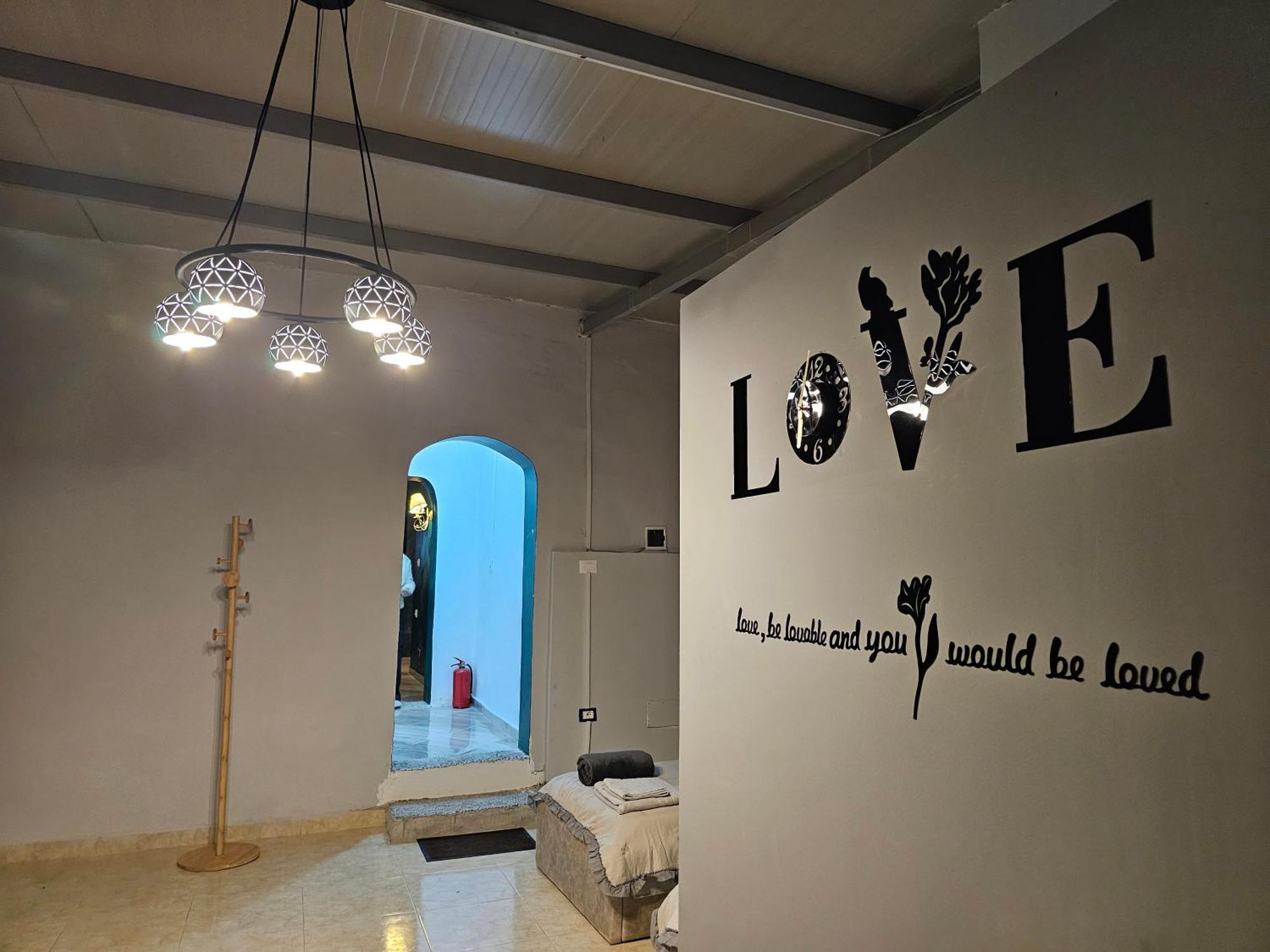Bed and breakfast Bob Marley & Tirana